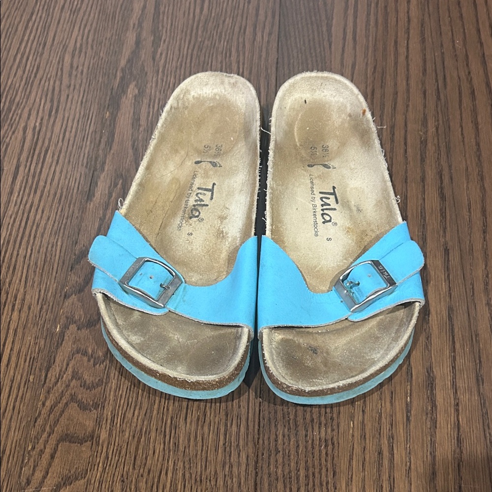 Tula turquoise Birkenstock one strap sandals sz 5.5